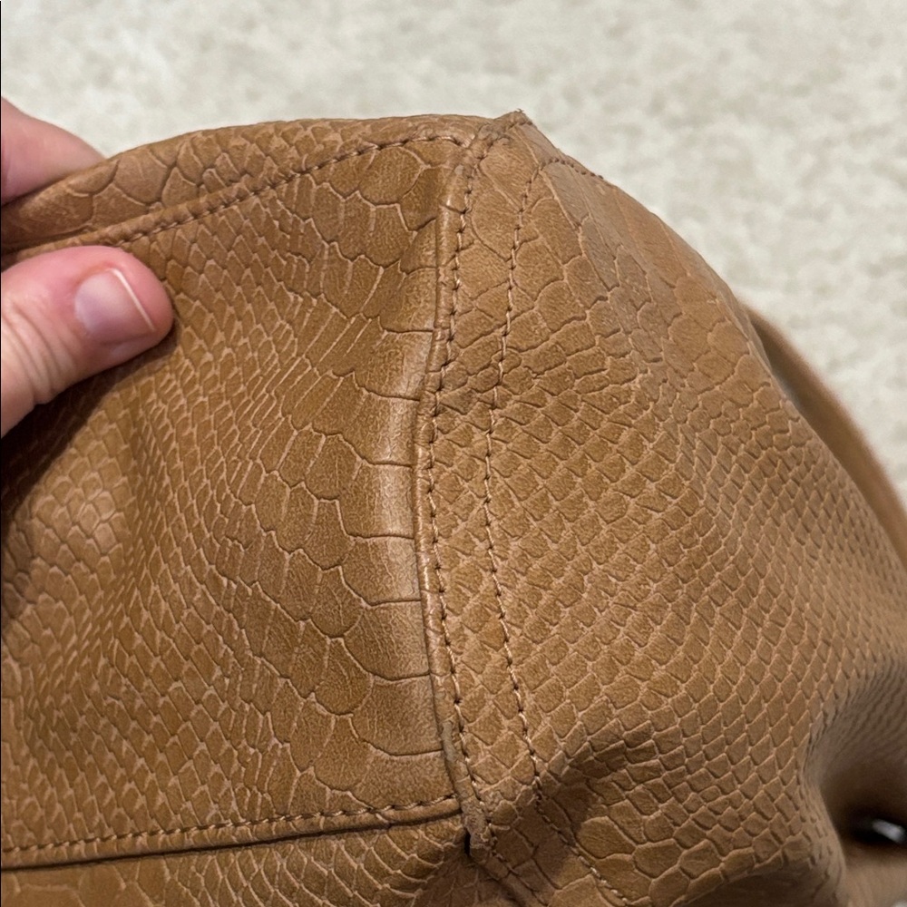 Jessica Simpson Bag Snake Embossed Brandy Hobo Leather Handbag - Picture 5 of 13